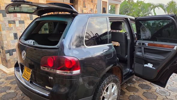 A picture of VW Touareg for Sale