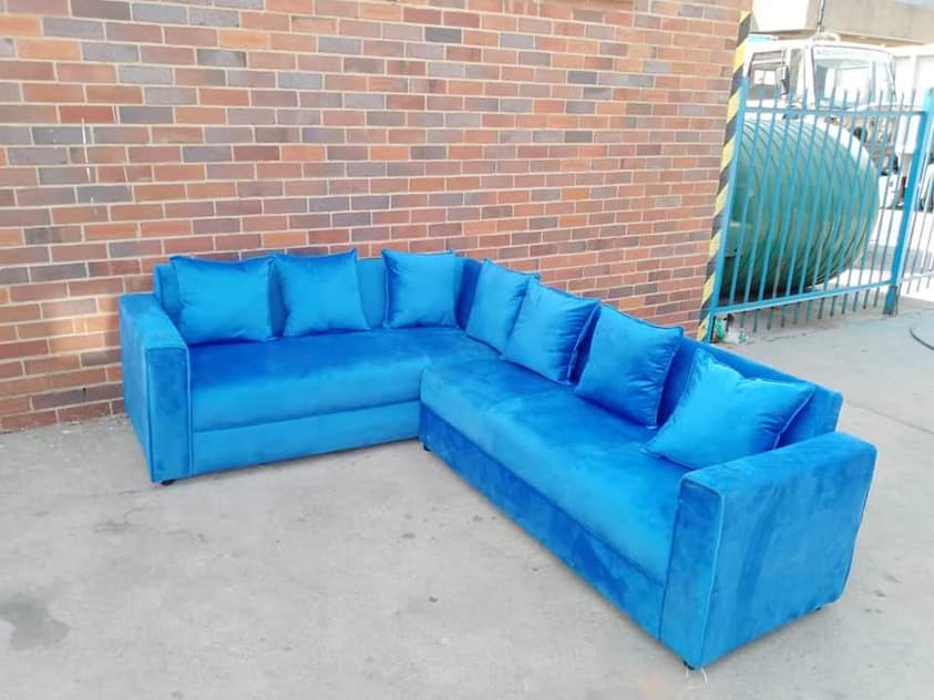 classifieds/furniture sofas