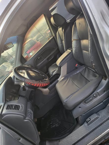 A picture of 2006 Honda pilot