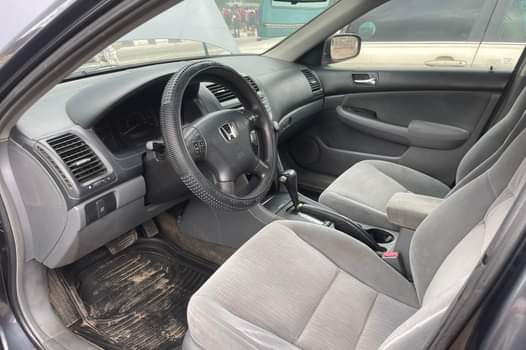 A picture of 2005 Honda accord