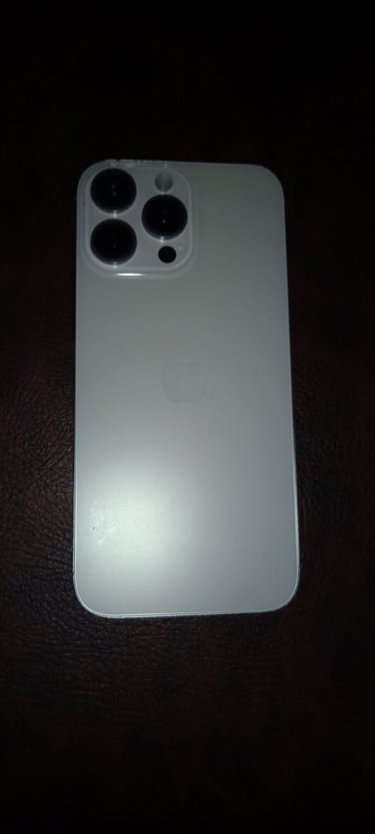 A picture of iphone 16pro max