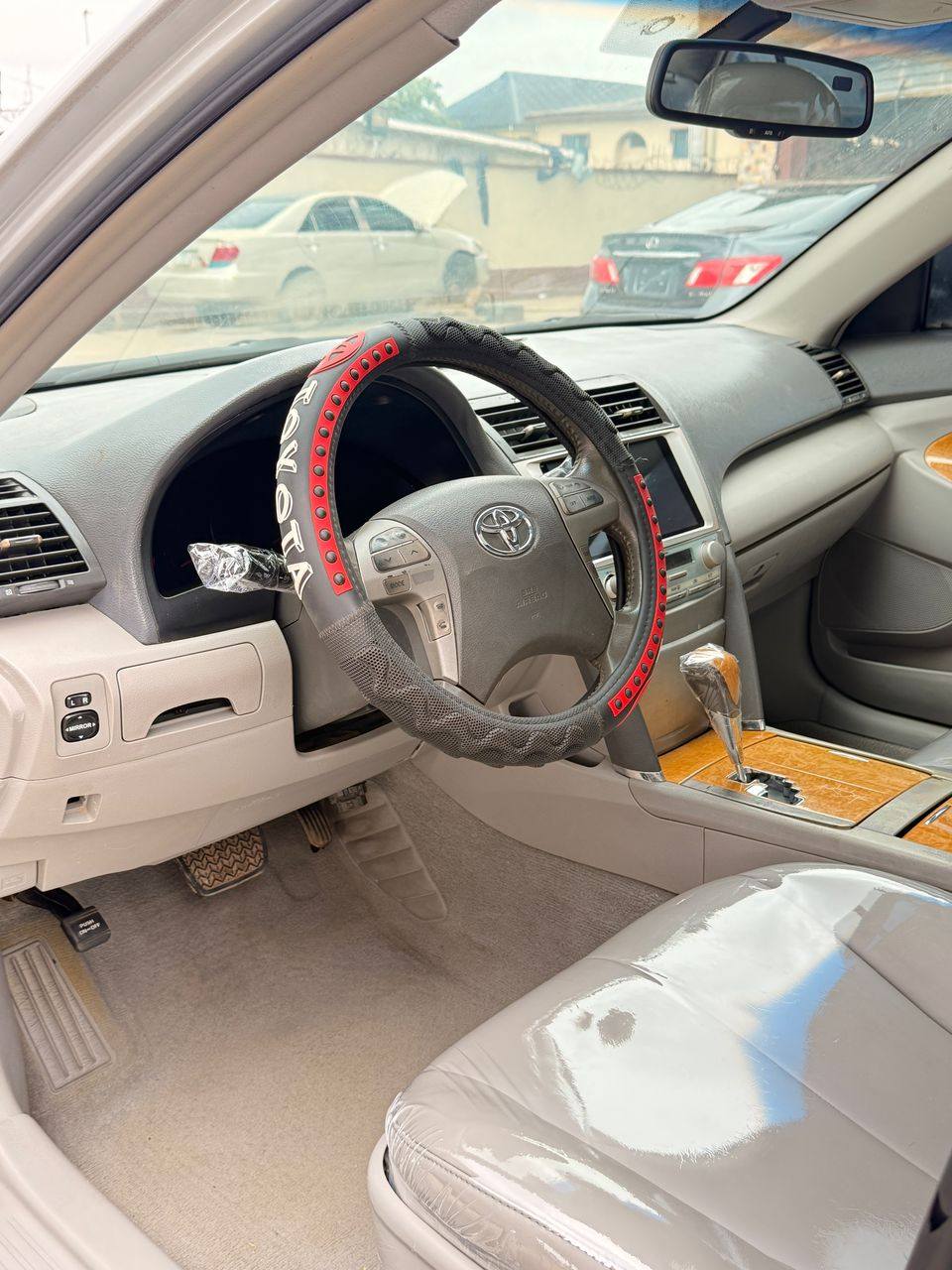 A picture of 2008 Toyota Camry XLE Keyless A Year Used Pure First