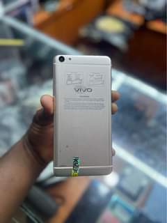 A picture of VIVO X7 Plus
