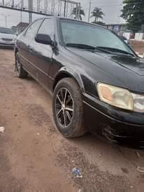 A picture of Toyota carmy 2002