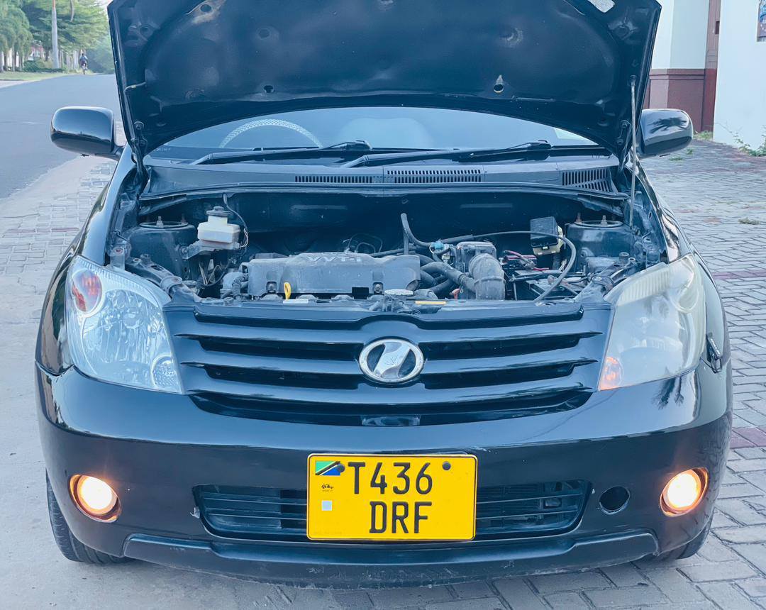 A picture of TOYOYA IST Price Bei 11 5mil YoM 2006 Cc 1490