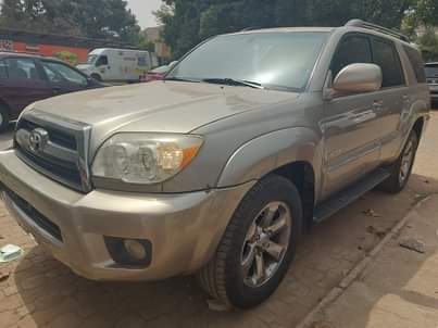 A picture of Toyota 4 Runner 2008 model