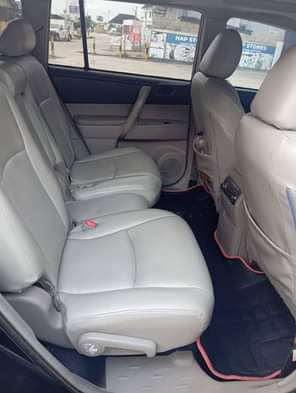 A picture of NEATLY USED 2011 MODEL TOYOTA HIGHLANDER Absolutely nothing to fix