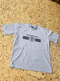A picture of AUTHENTIC PLAIN TSHIRTS