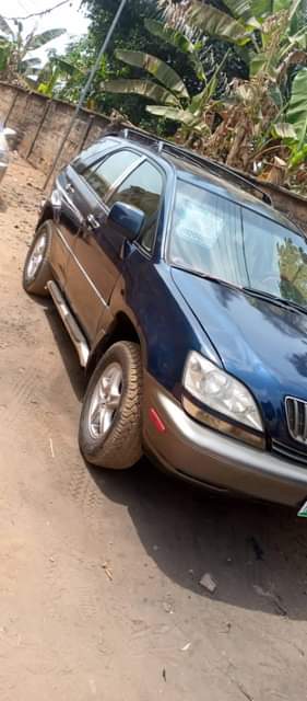 A picture of Rx 300 Everything intact AC chilling Engine and Gear untouched