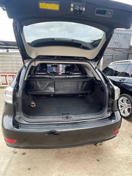 A picture of Distress Sales 2010 RX350 Facelifted to 2014 Model with Untempered