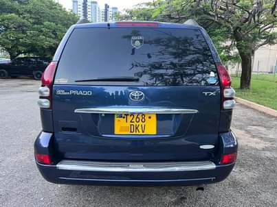 A picture of LAND CRUISER PRADO TX 120 REG NUMBER D K V