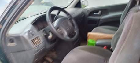 A picture of 2004 Nissan quest 2004 Wagon