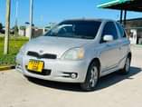 A picture of Toyota vitz old
