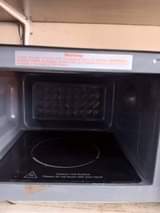 A picture of Microwave