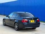 A picture of BMW 3 SERIES