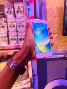A picture of IPHONE
