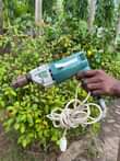 A picture of WALE WAZEE WA KUTOBOA UKUTA KUFUNGA NA KUFUNGUA NATI NIPE