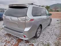 A picture of Tokunbo Toyota Sienna
