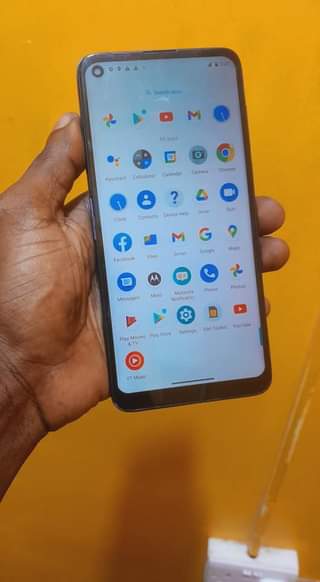 A picture of MOTOROLA G8