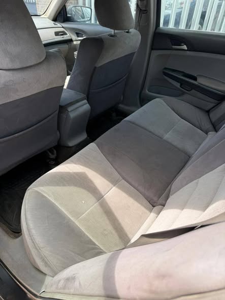 A picture of Honda Accord 2008 LX