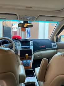 A picture of Lexus RX 330 SUV good gear sound engine chilling Ac