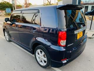 A picture of Toyota rumion