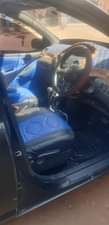 A picture of Toyota vitz old