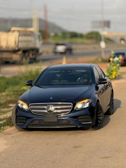 A picture of Clean Foreign Used MERCED BENZ E450 2019 Model