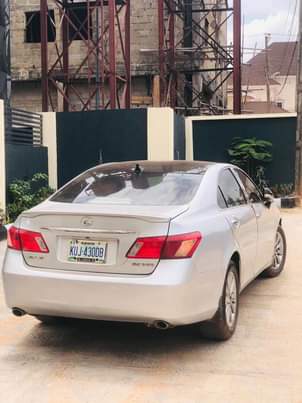 A picture of Registered LEXUS Es350 09 010 model full option with Tesla