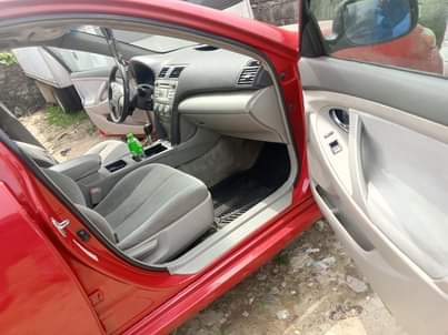 A picture of TOYOTA CAMRY