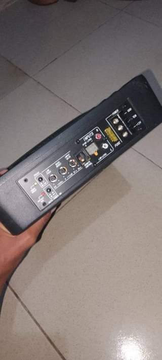A picture of Car Amplifier subwoofer
