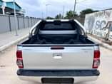 A picture of TOYOTA HILLUX 2009