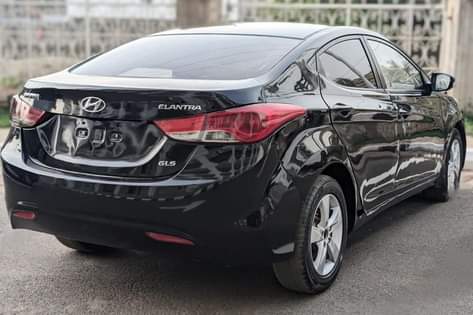 A picture of 2013 Hyundai Elantra