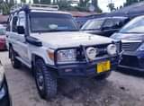 A picture of TOYOTA LANDCRUISER LX
