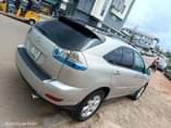A picture of 2006 clean Nigeria used Lexus Rx330 Location Awka Price 3
