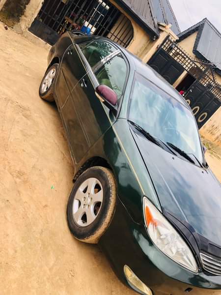 A picture of Awoof Awoof Awoof Toyota Camry 2004 neatly used ac need