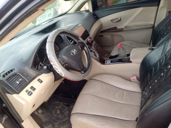 A picture of Toyota venza 2010 V6