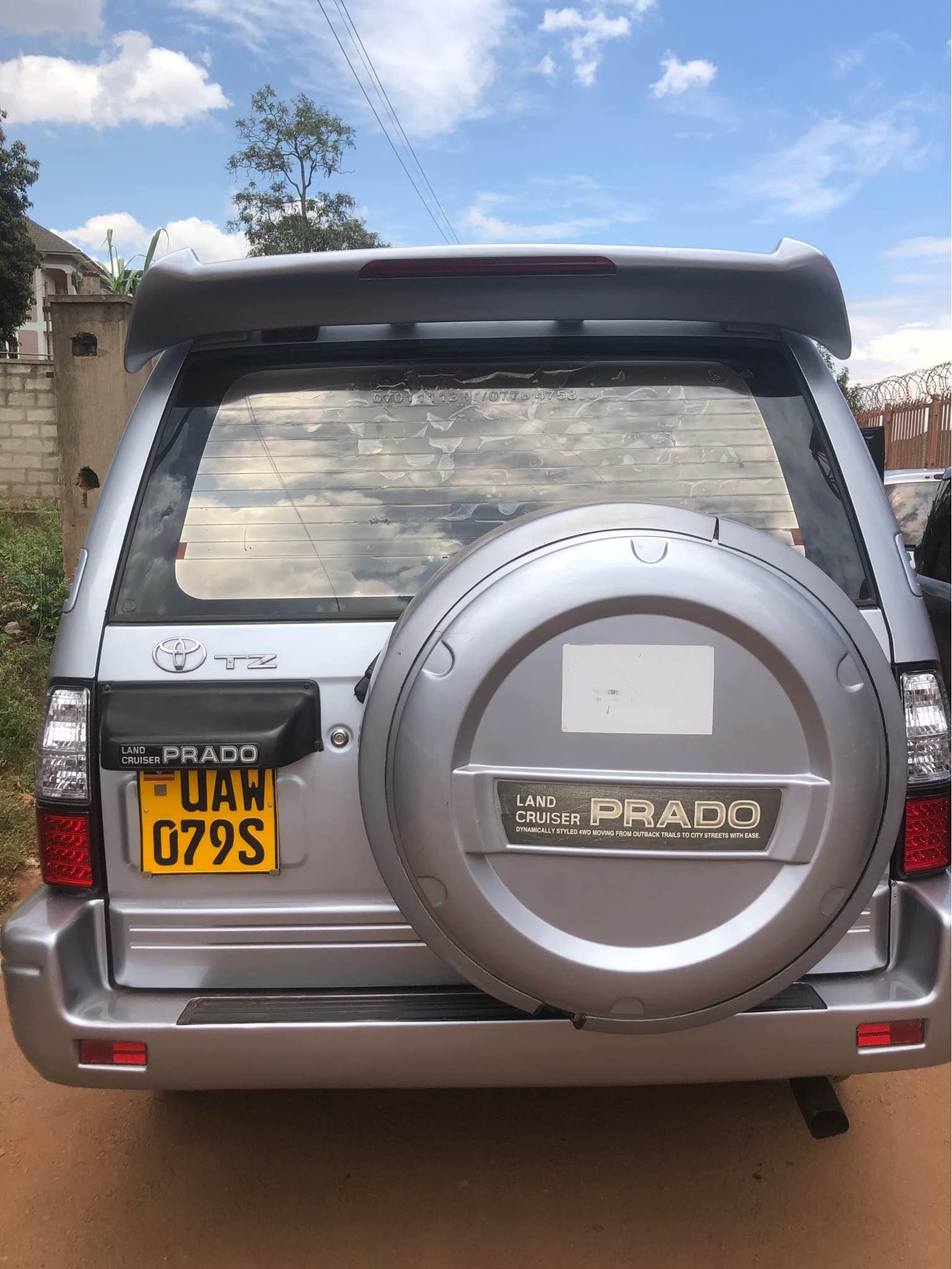A picture of TZ Land Cruiser diesel engine 31M