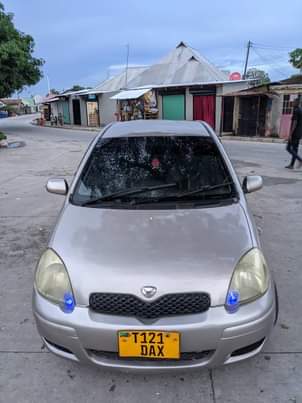 A picture of TOYOTA VITZ