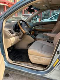 A picture of Registered 05 Rx330 buy and travel price 6 2M net