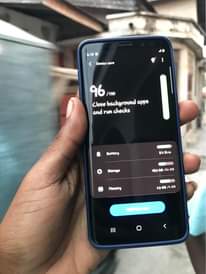 A picture of Samsung s9