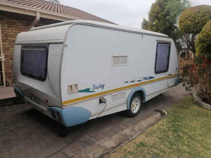Caravan /.