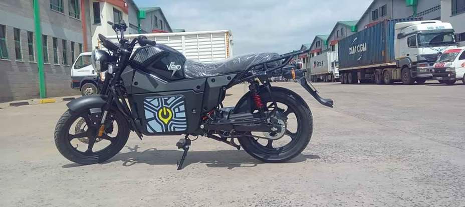 Elite B.