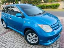 A picture of Toyota IST