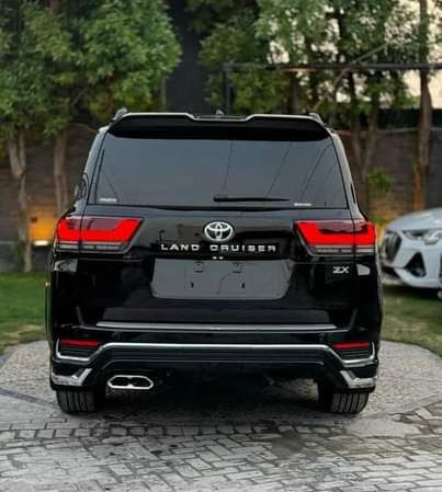 A picture of 2023 LANDCRUISER ZX LC300 TSHS 480M 