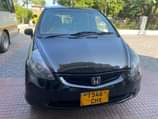 A picture of HONDA FIT PRICE 3.8M CALL 0621007902