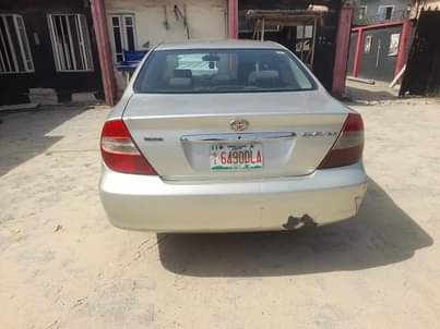A picture of 2004 Toyota Camry