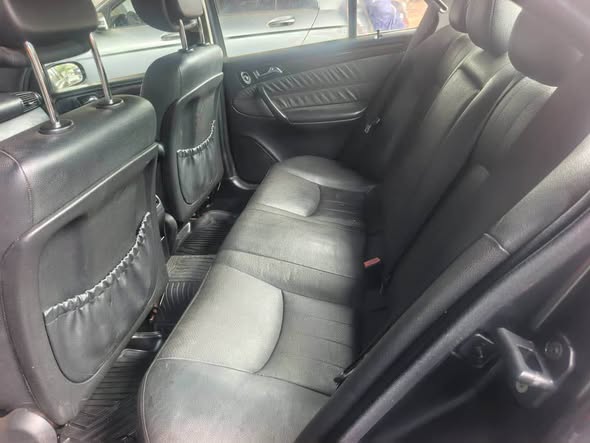 A picture of C350 4matic Mercedes Benz