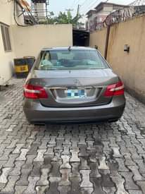 A picture of Mercedes Benz E350 2011