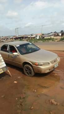A picture of Car s
